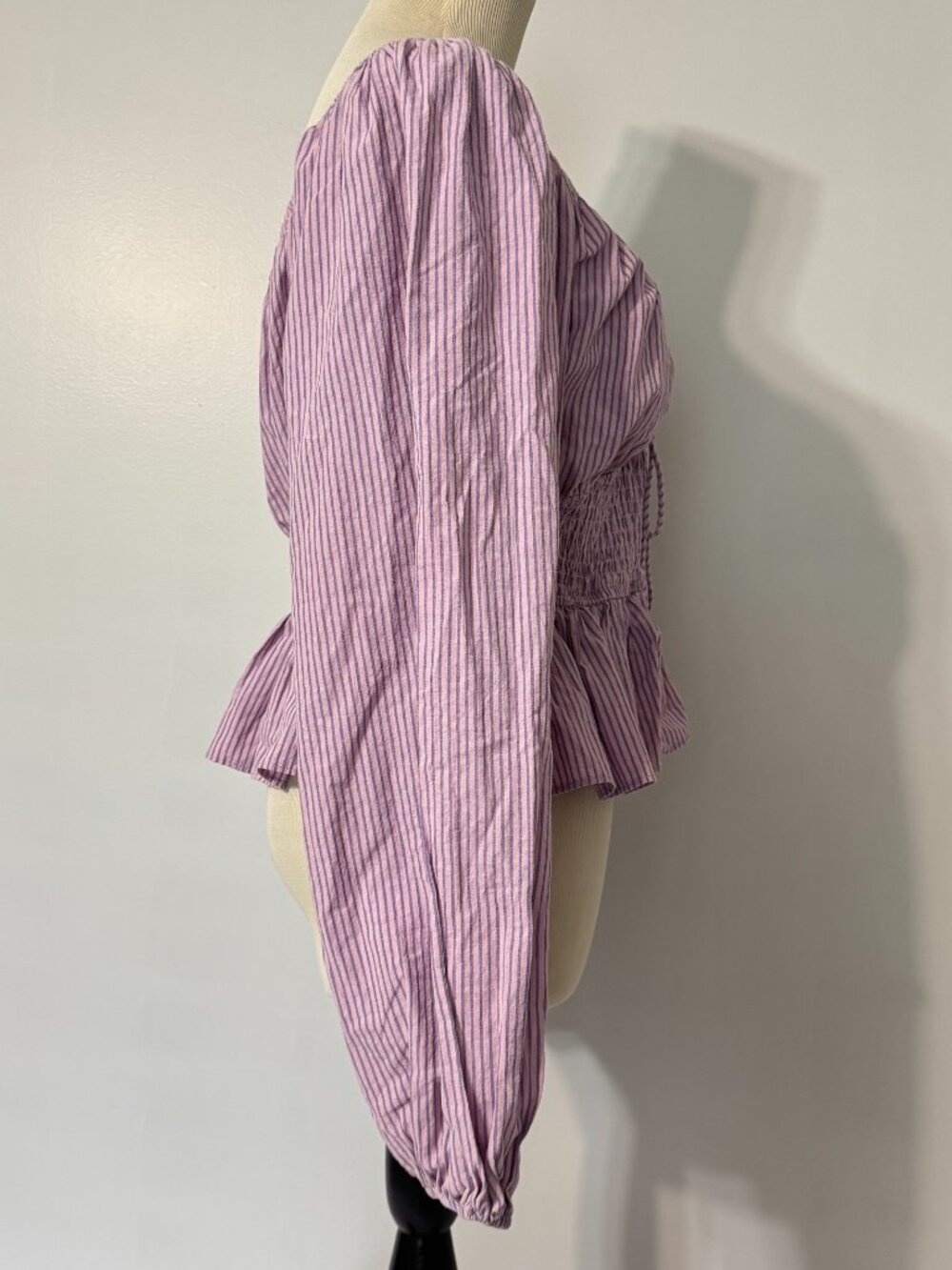 JACQUIE THE LABEL Striped Cropped Peasant Top - Picture 4 of 9